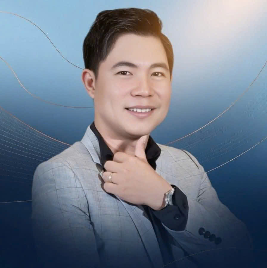 Chân Dung MC Trung Hiếu